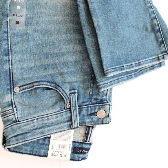 30 Inseam | Lucky Brand Mid Rise Sweet Straight - Picture 4 of 15